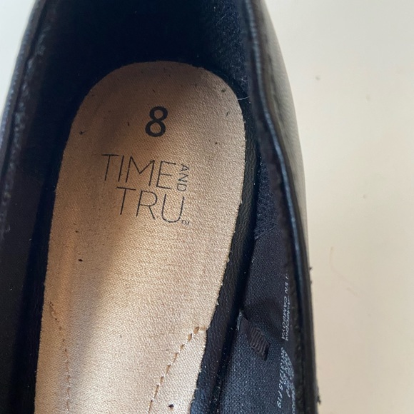 Black Shiny Toe Wedges - Picture 5 of 5